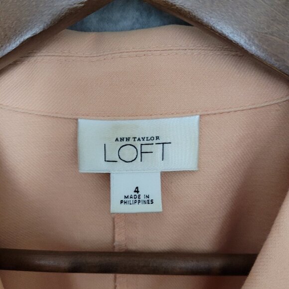 Ann Taylor Loft 3 Button Lightweight Jacket Womens Size 4 Peach Pockets - Picture 3 of 12
